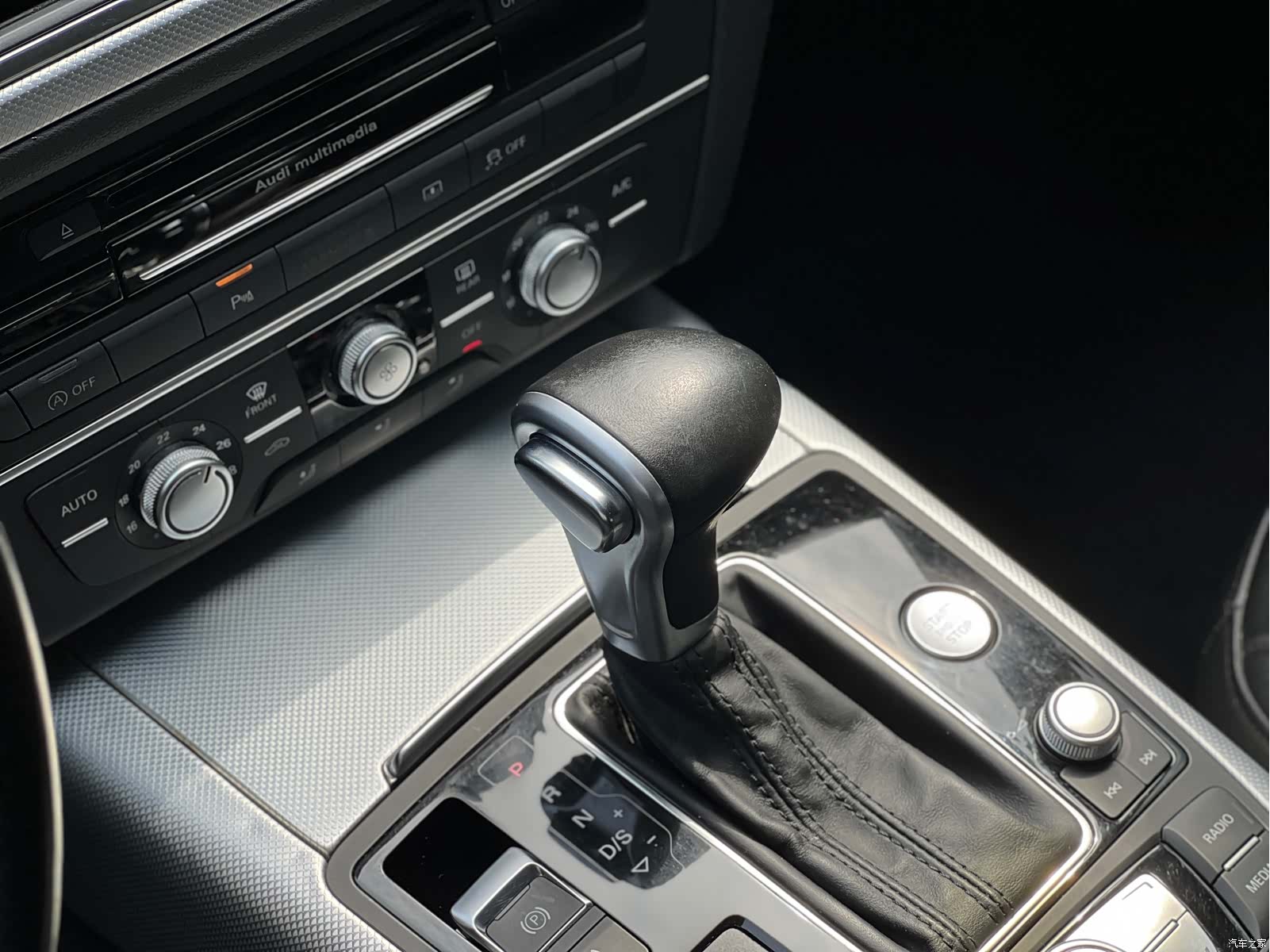 Audi A6L, 2015 15
