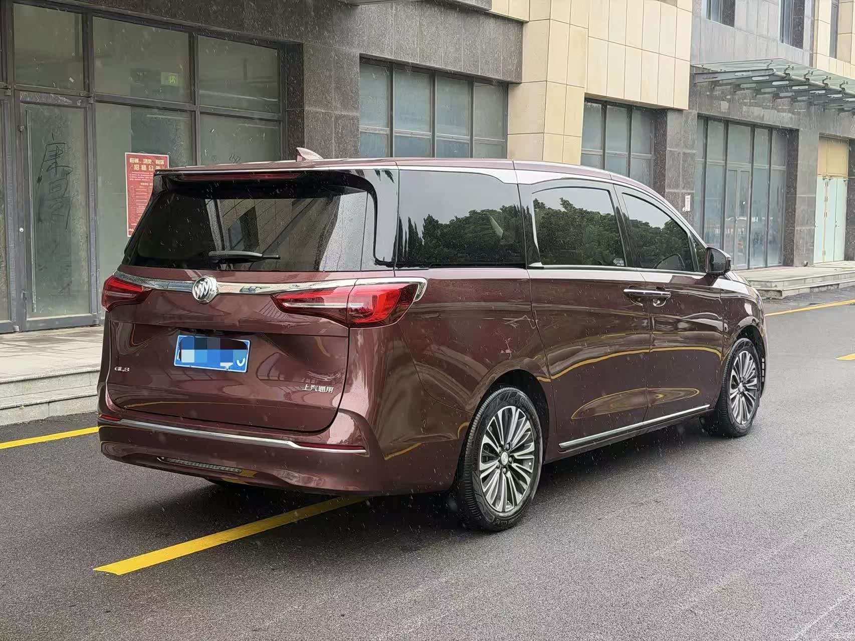 Buick GL8, 2022 4