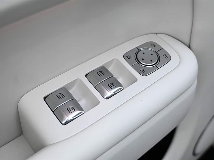 Li Auto Ideal L9