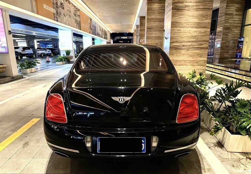 Bentley Flying Spur, 2013 6