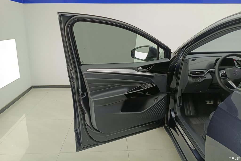 Volkswagen ID.4, 2024 7