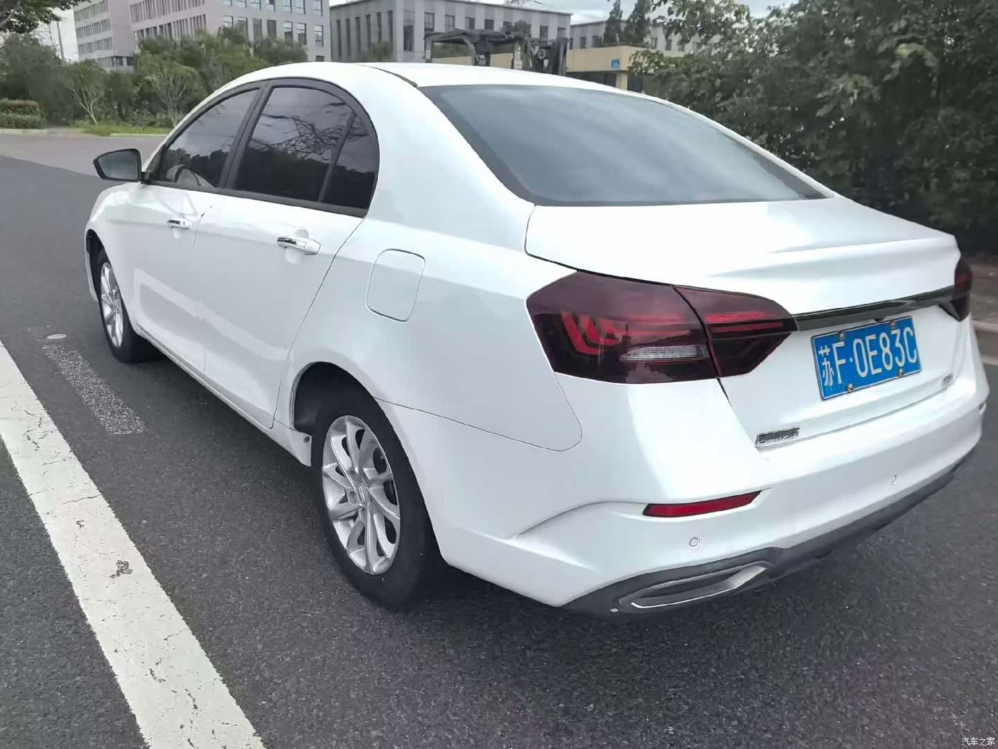 Geely Emgrand, 2021 7