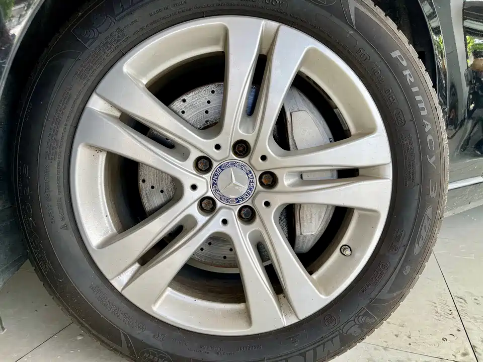 Mercedes-Benz S-class Mercedes-Benz S-class