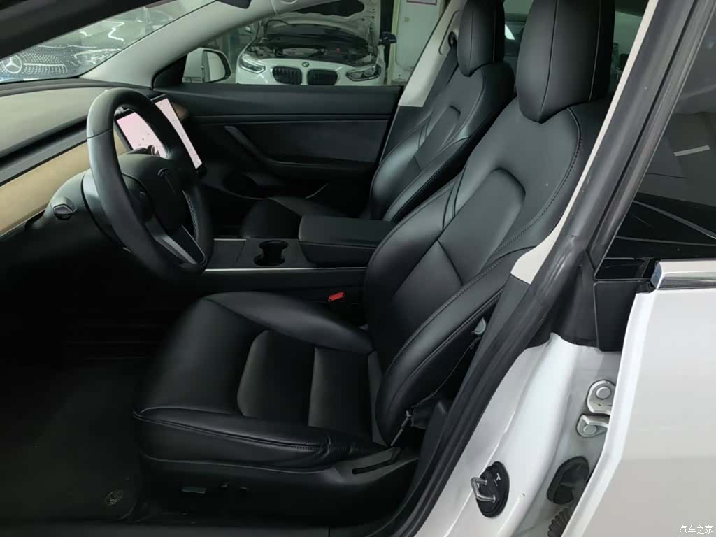 Tesla Model 3, 2020 15