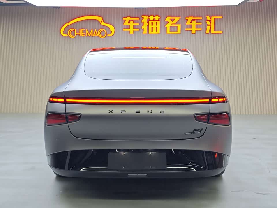 XPENG P7
