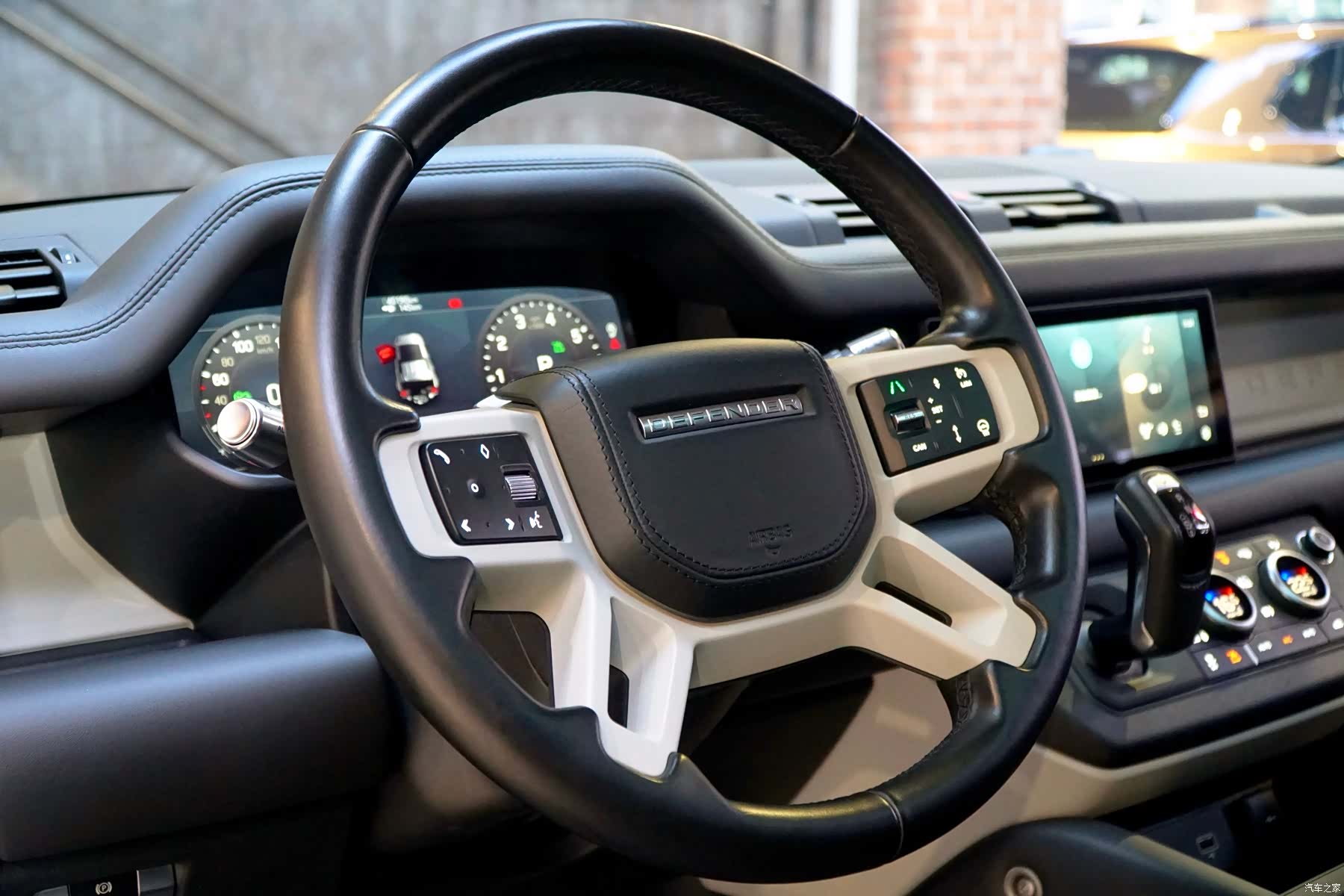 Land Rover Defender, 2022 18