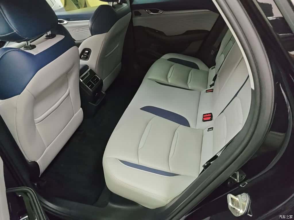 Geely Preface, 2021 17