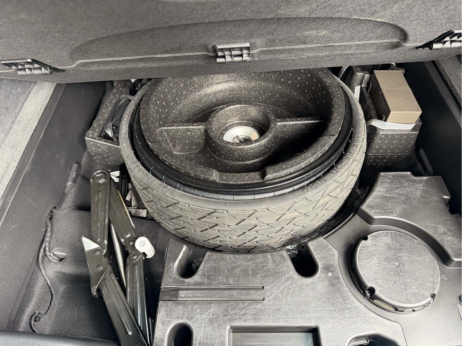 Audi Q7, 2016 13