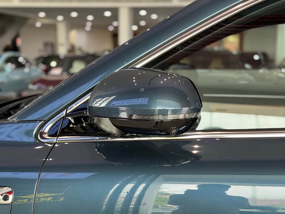 AITO Ask the world M7