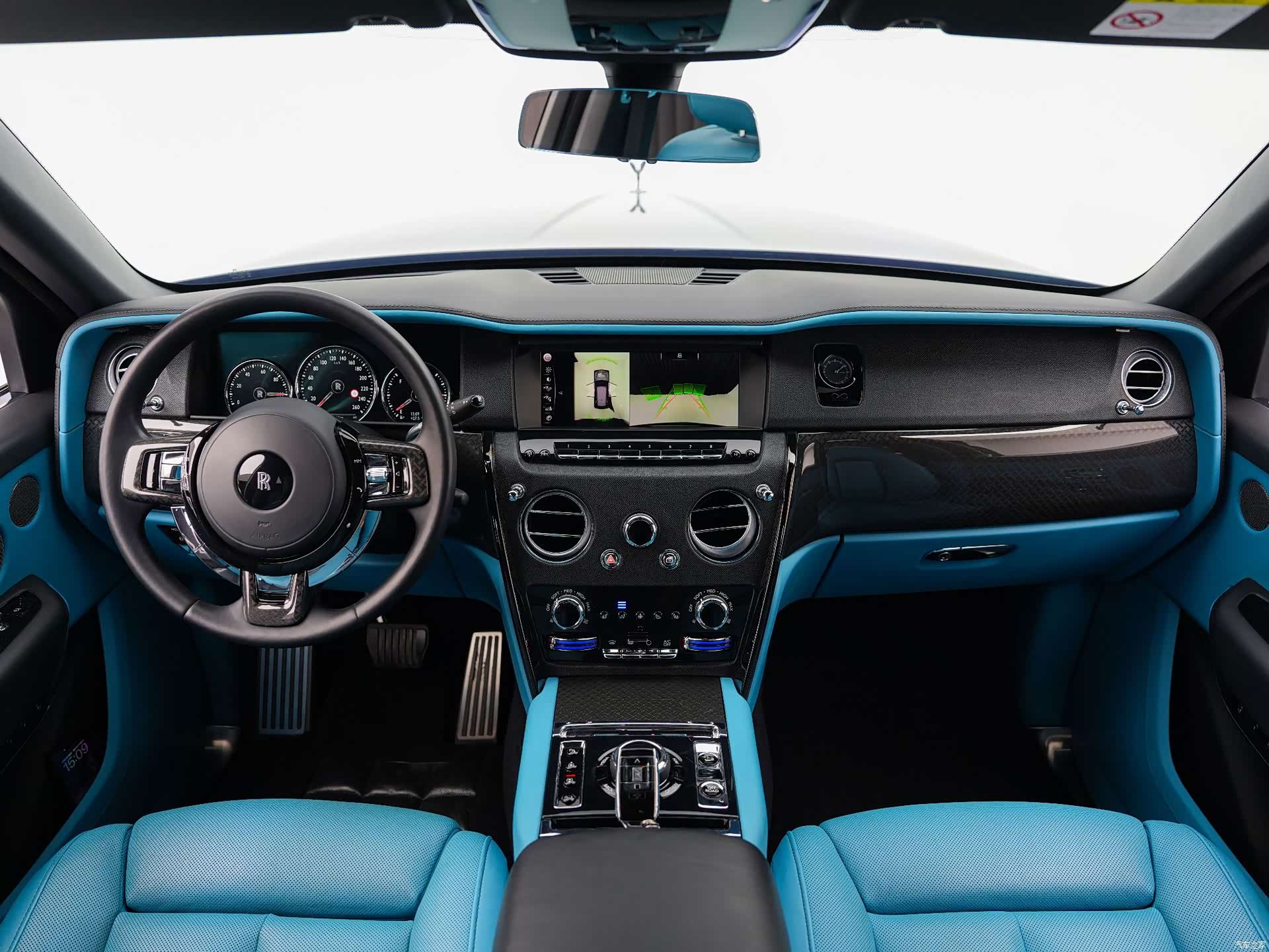 Rolls-Royce Cullinan, 2021 11