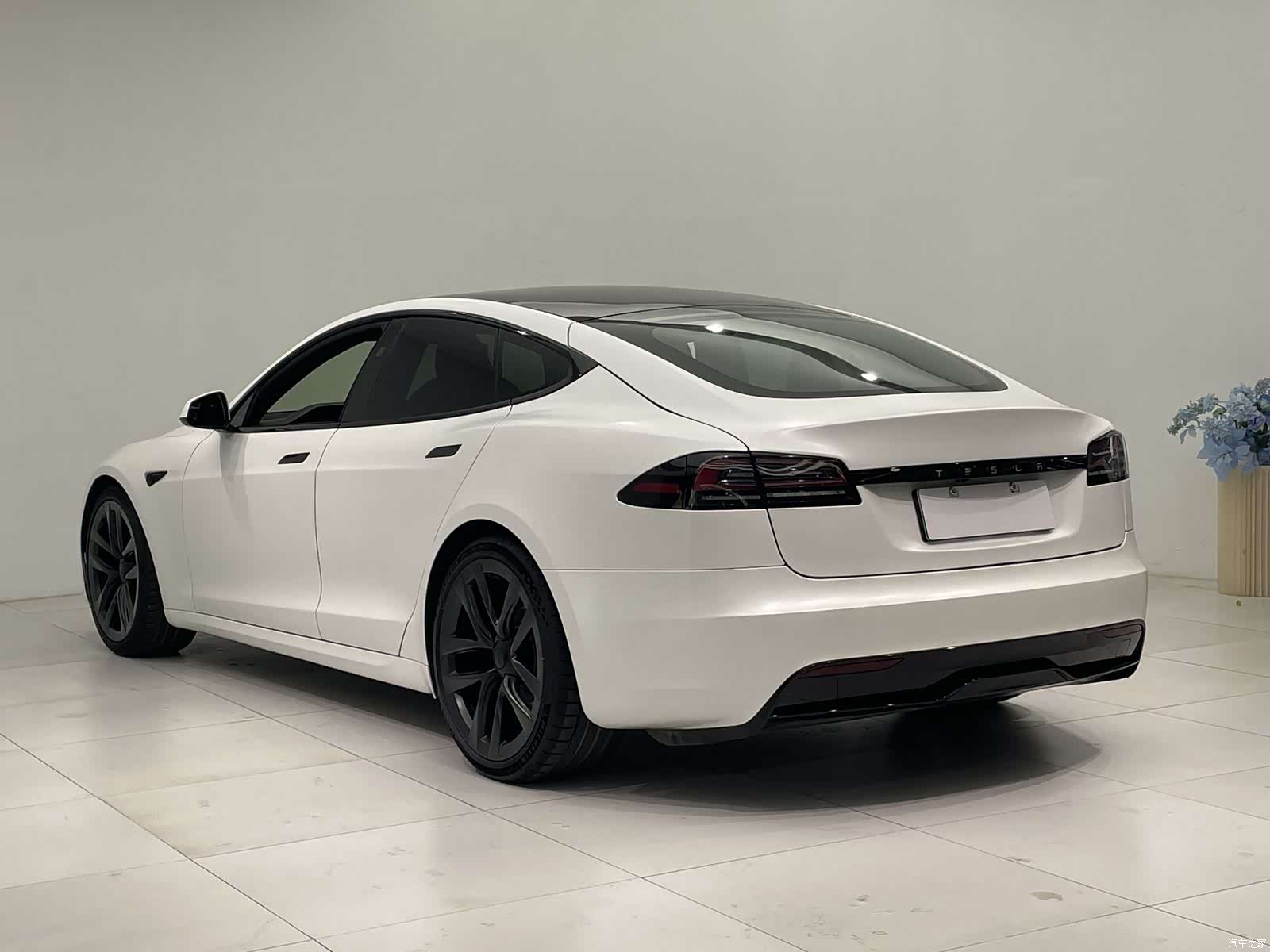 Tesla Model S, 2023 6