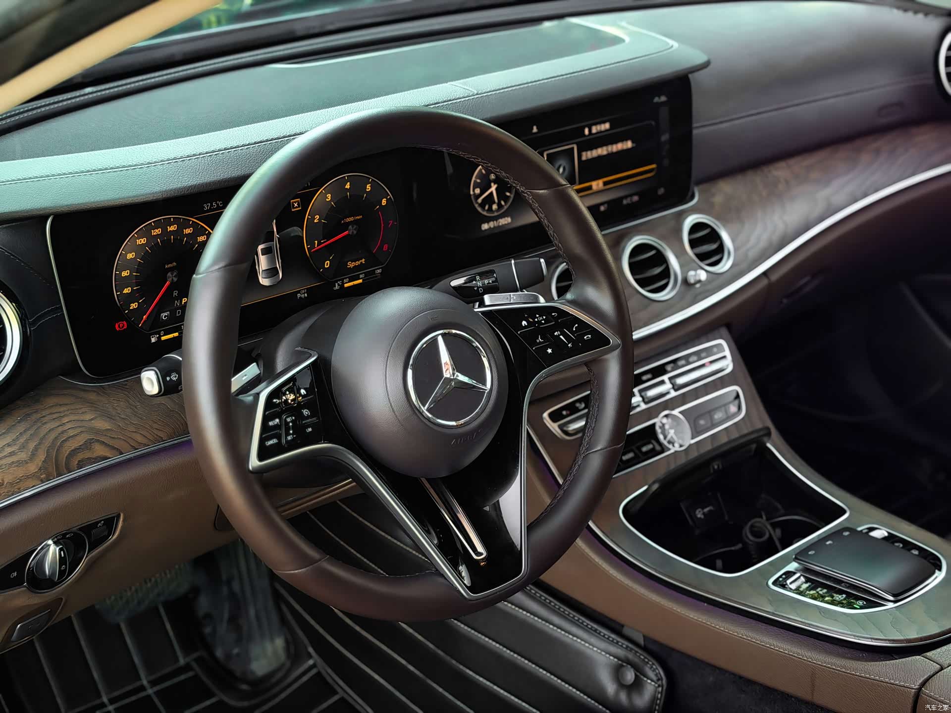 Mercedes-Benz E-Class, 2018 8