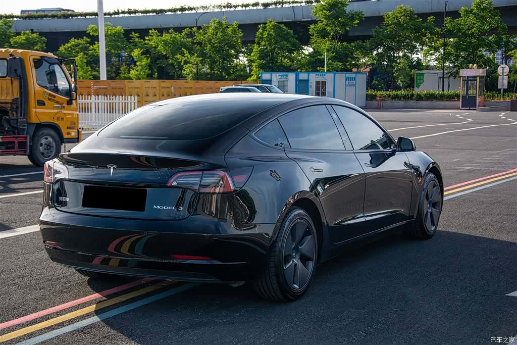 Tesla Model 3, 2023 8