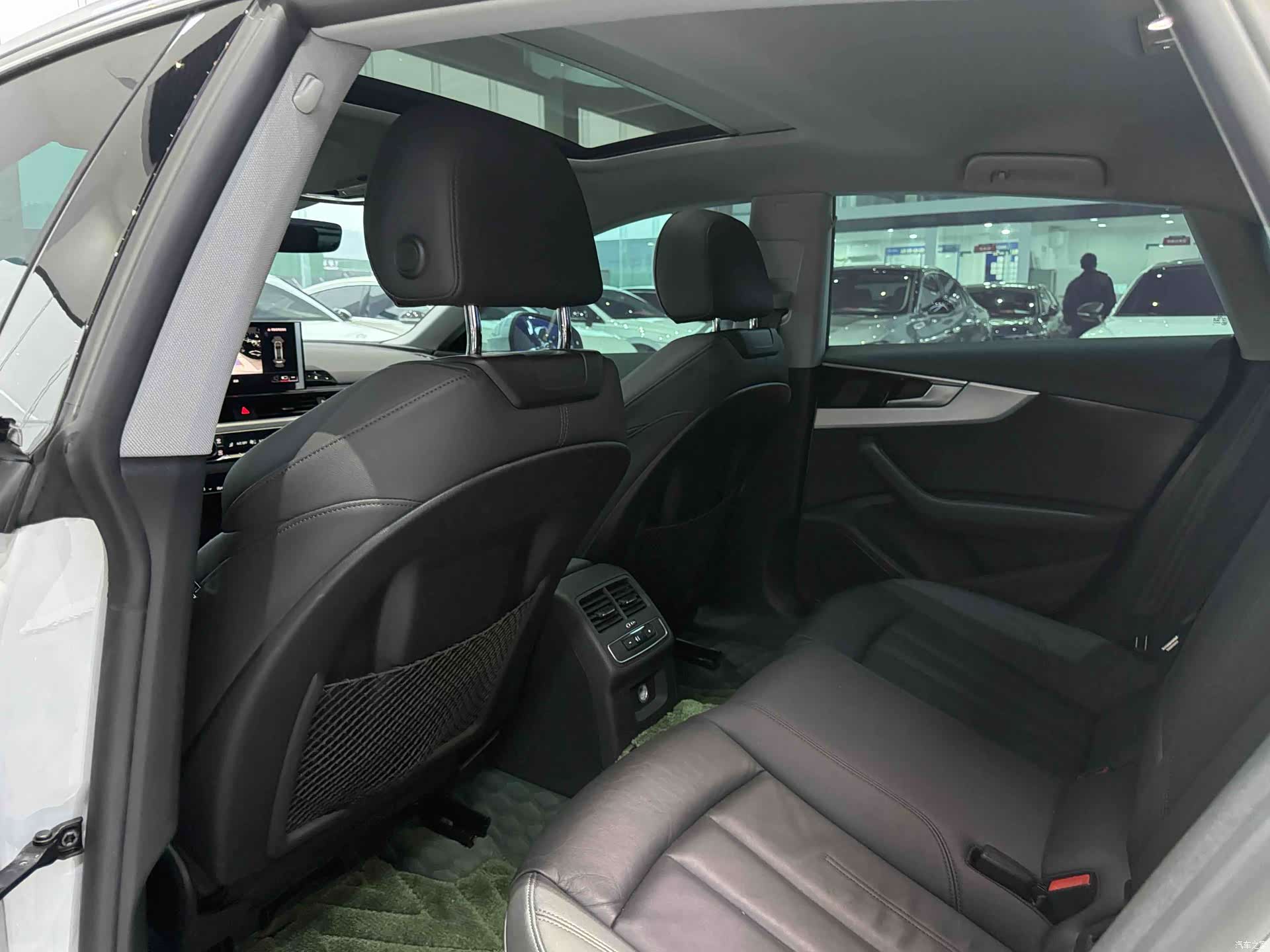 Audi A5, 2022 11