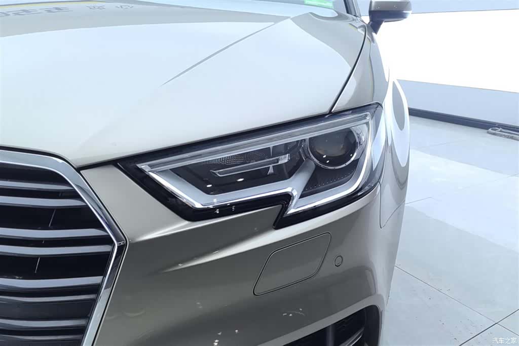 Audi A3, 2018 все фото