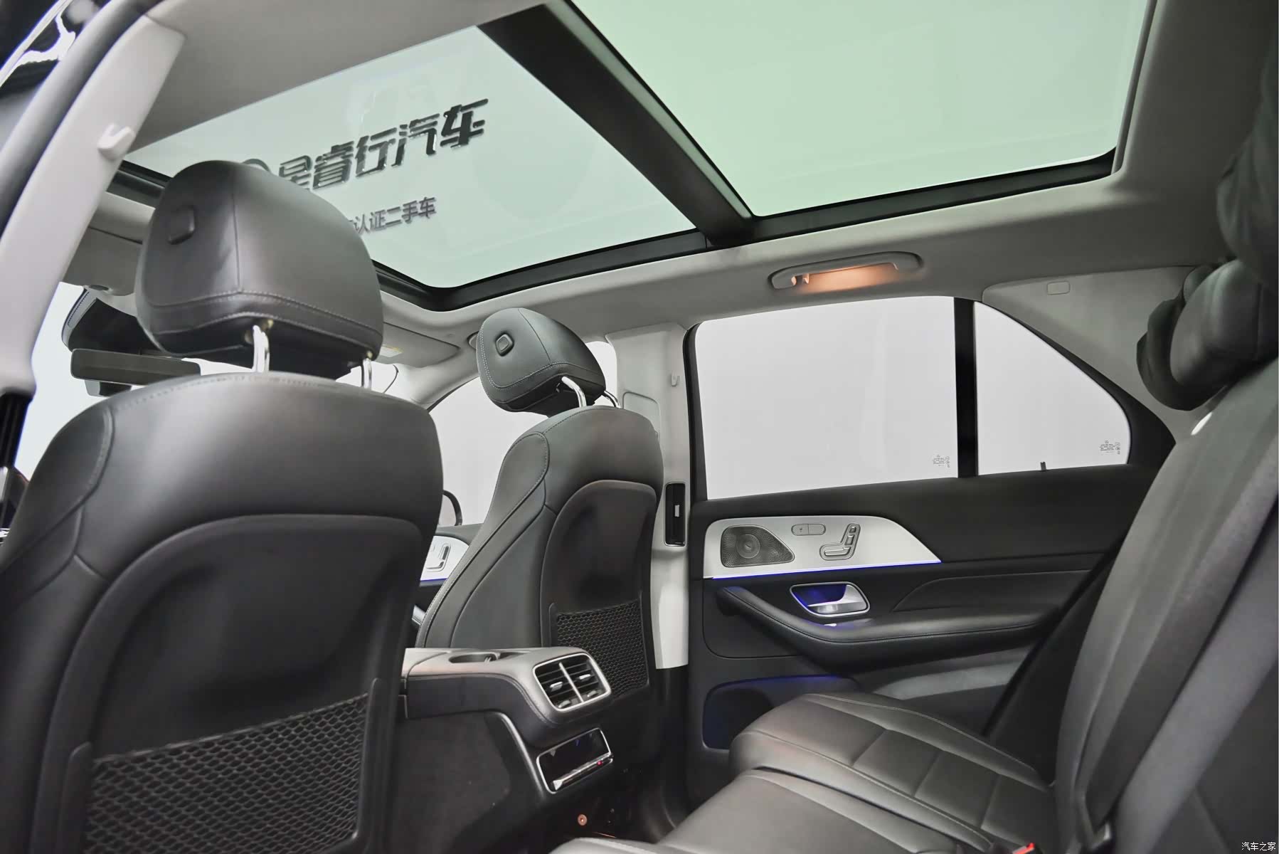 Mercedes-Benz GLE, 2023 14