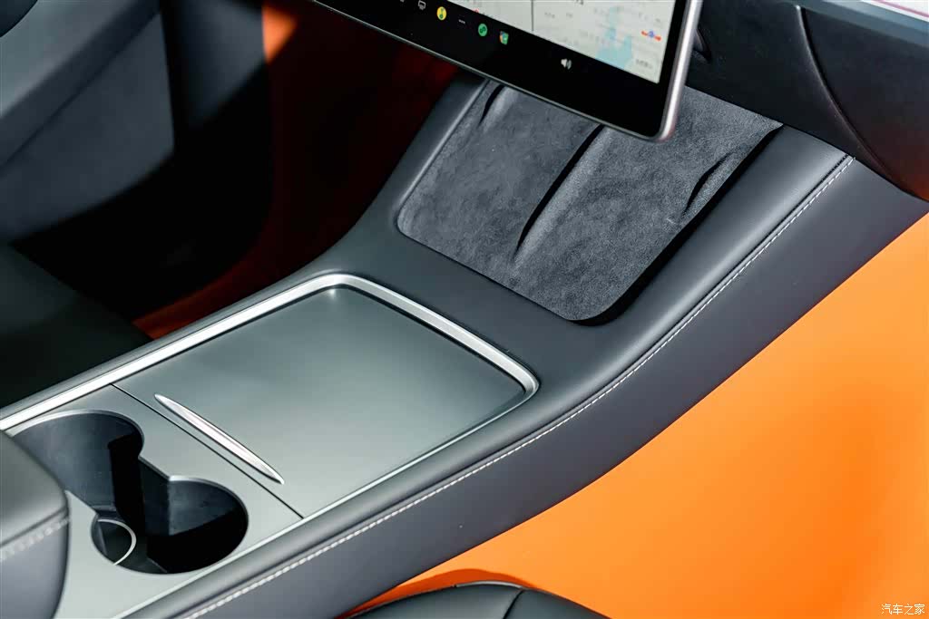 Tesla Model Y, 2025 19