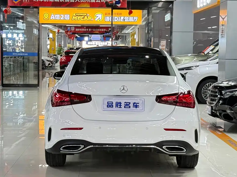 Mercedes-Benz Class A Mercedes-Benz Class A