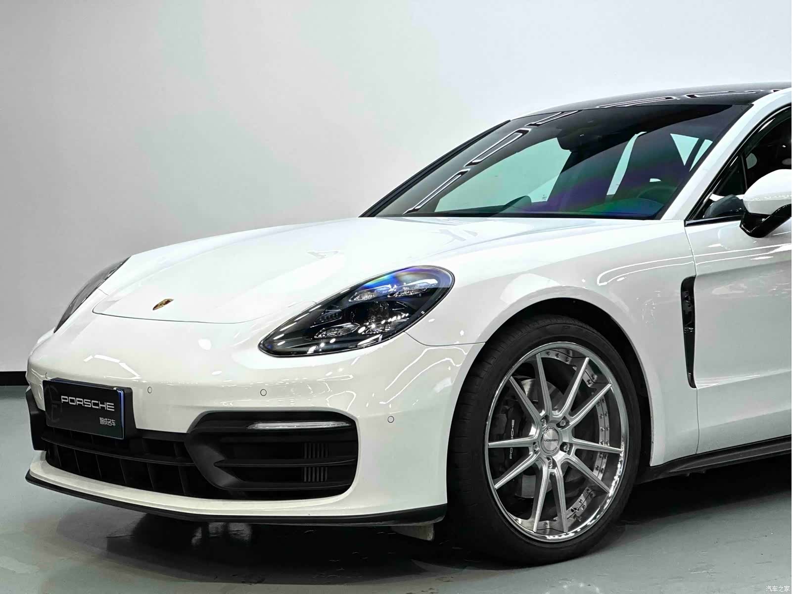 Porsche Panamera, 2023 14