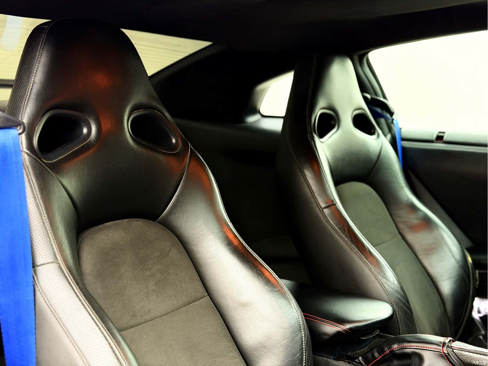 Nissan GT-R, 2010 17