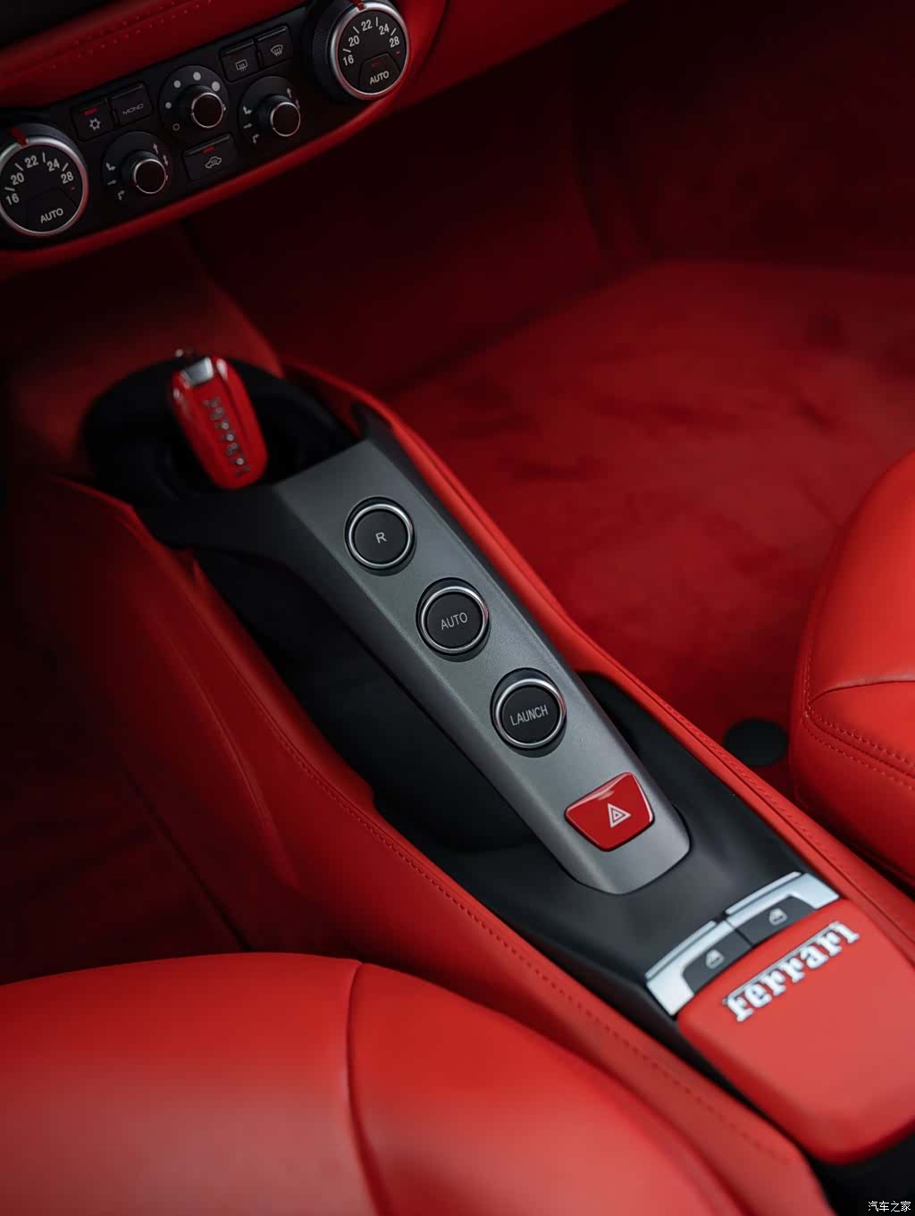 Ferrari 488, 2018 15