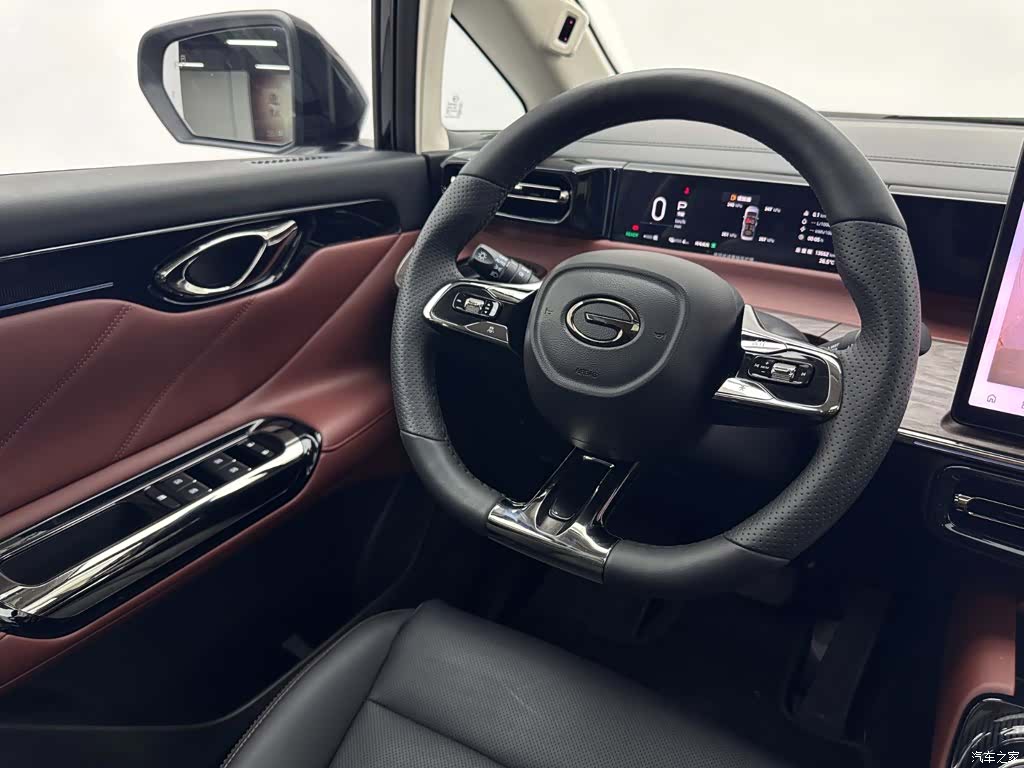 Trumpchi E8, 2026 10