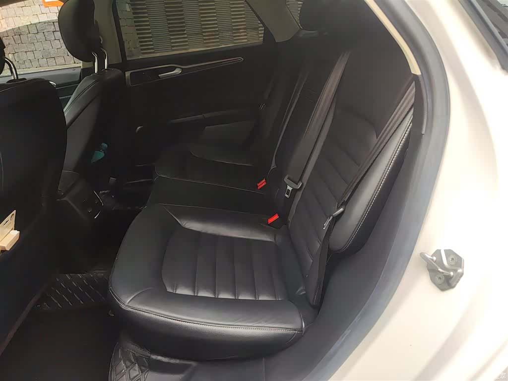 Ford Mondeo, 2018 15