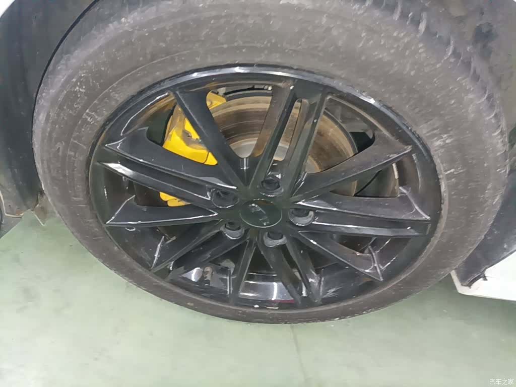 Geely Binray, 2022 23