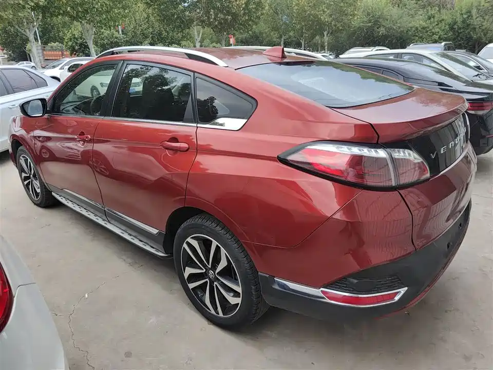 Venucia T90 Venucia T90