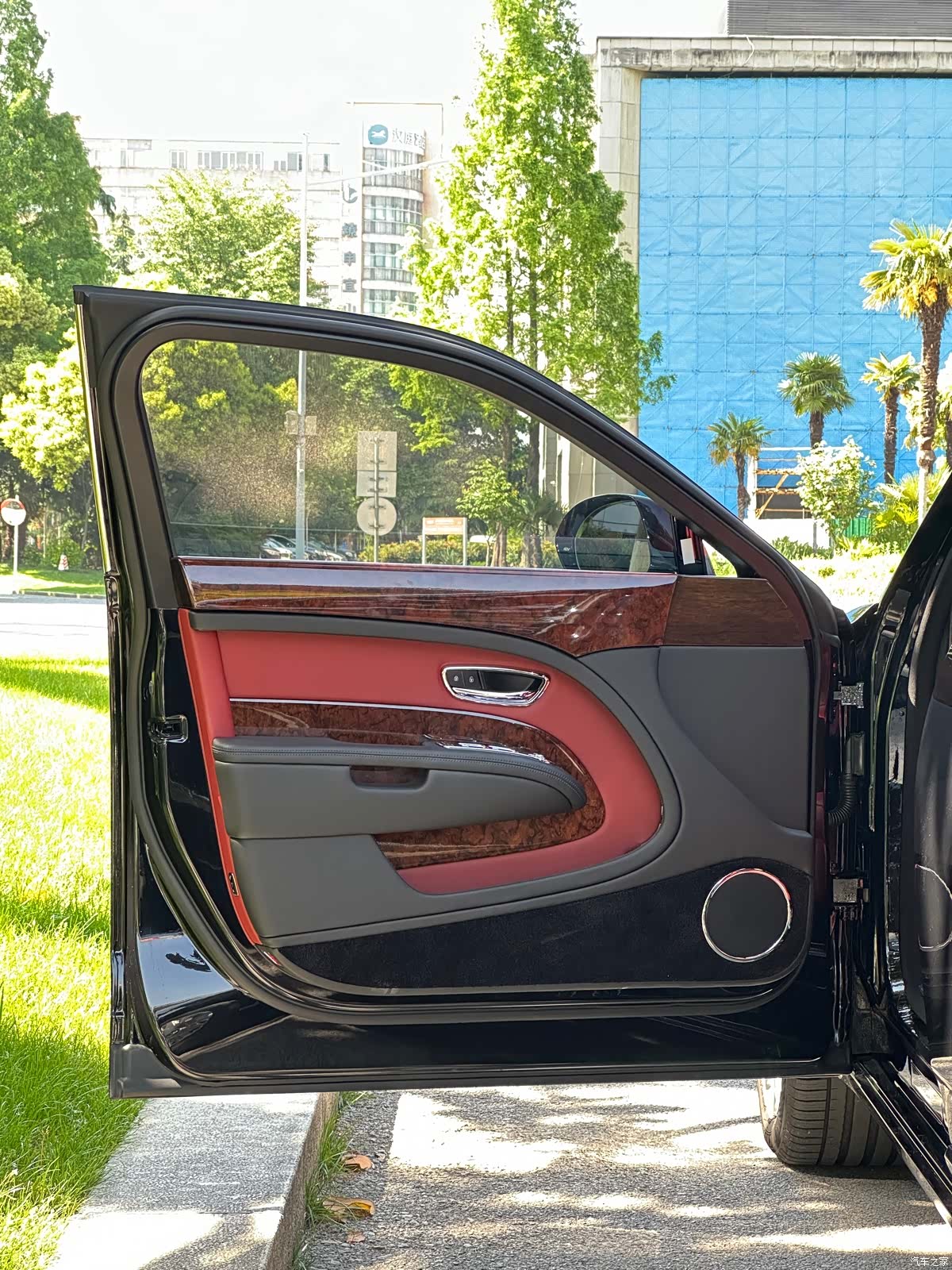 Bentley Mulsanne, 2020 29