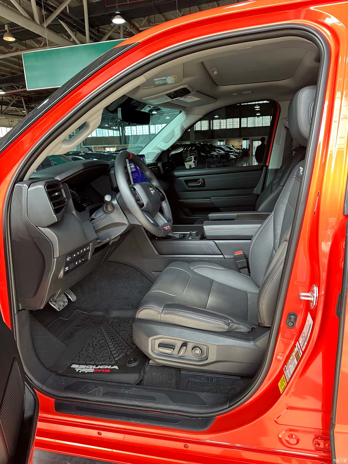 Toyota Sequoia, 2023 7