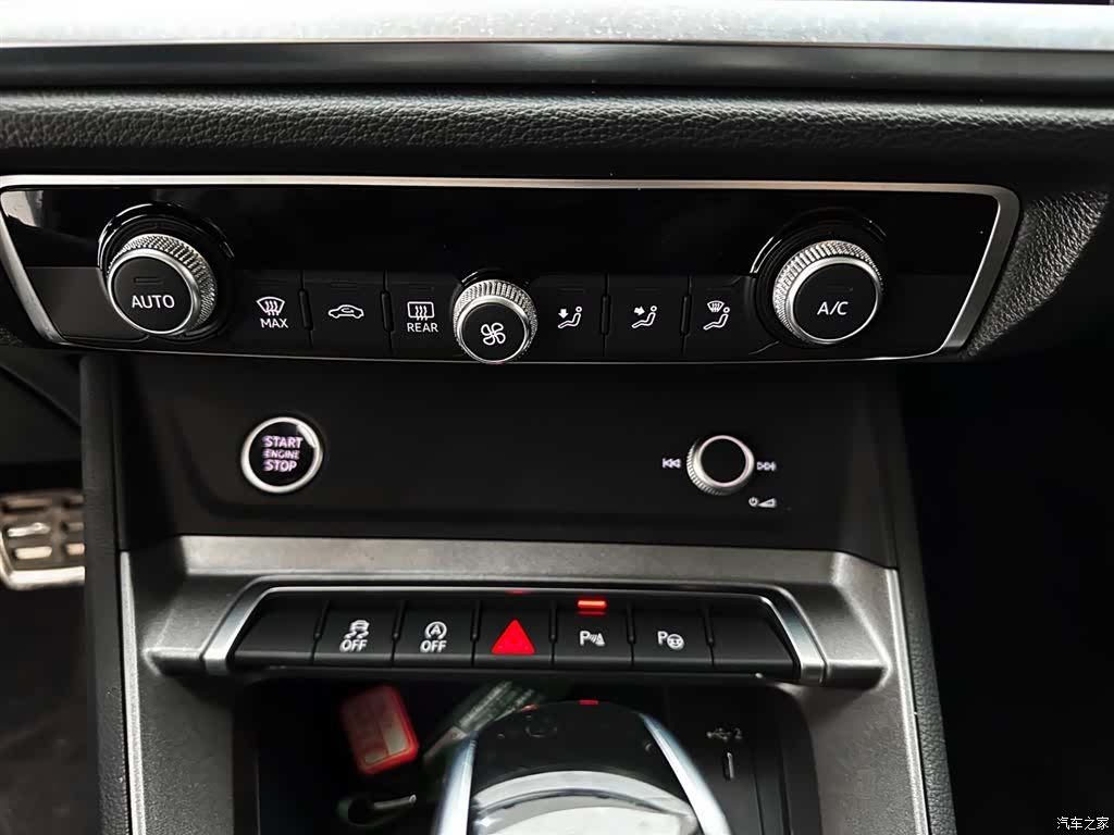 Audi Q3, 2022 21