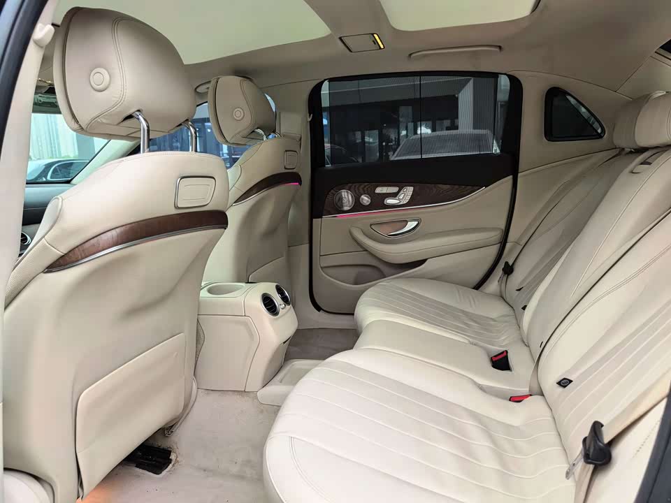 Mercedes-Benz E-class Mercedes-Benz E-class