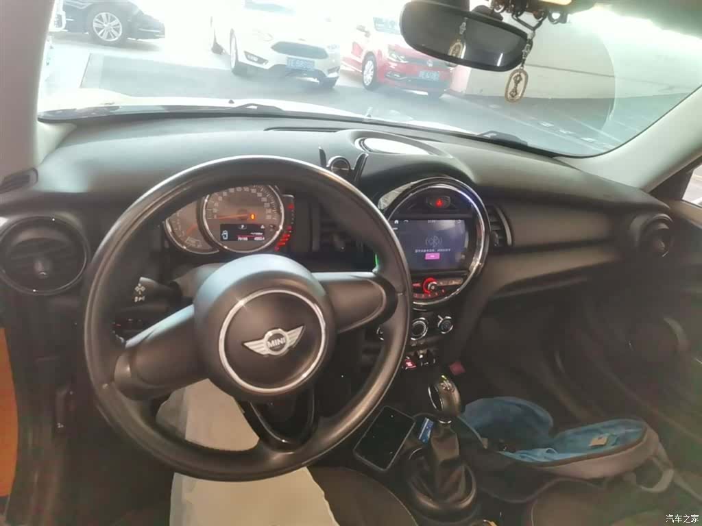Mini ONE, 2014 6