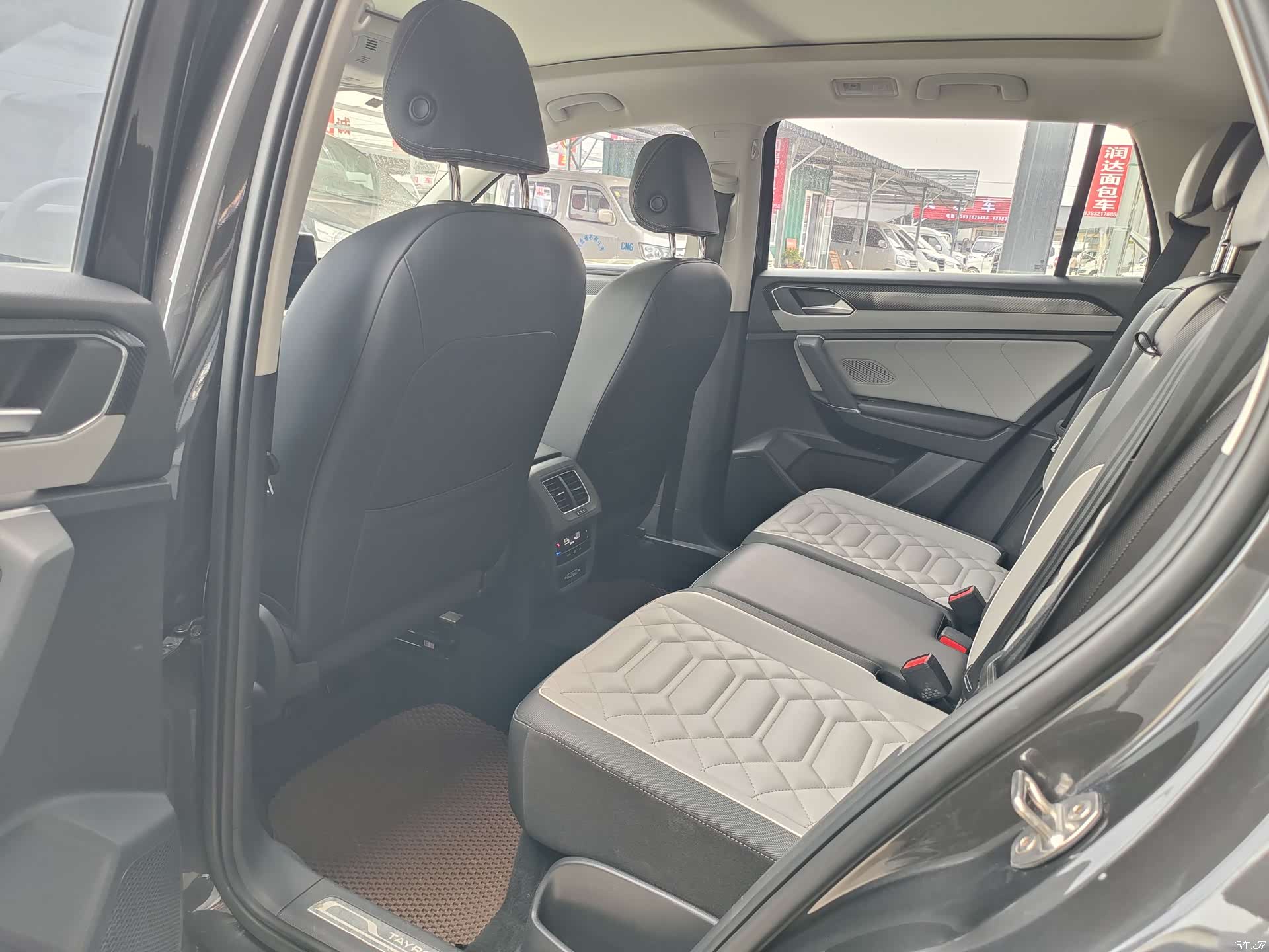 Volkswagen Tayron, 2023 12