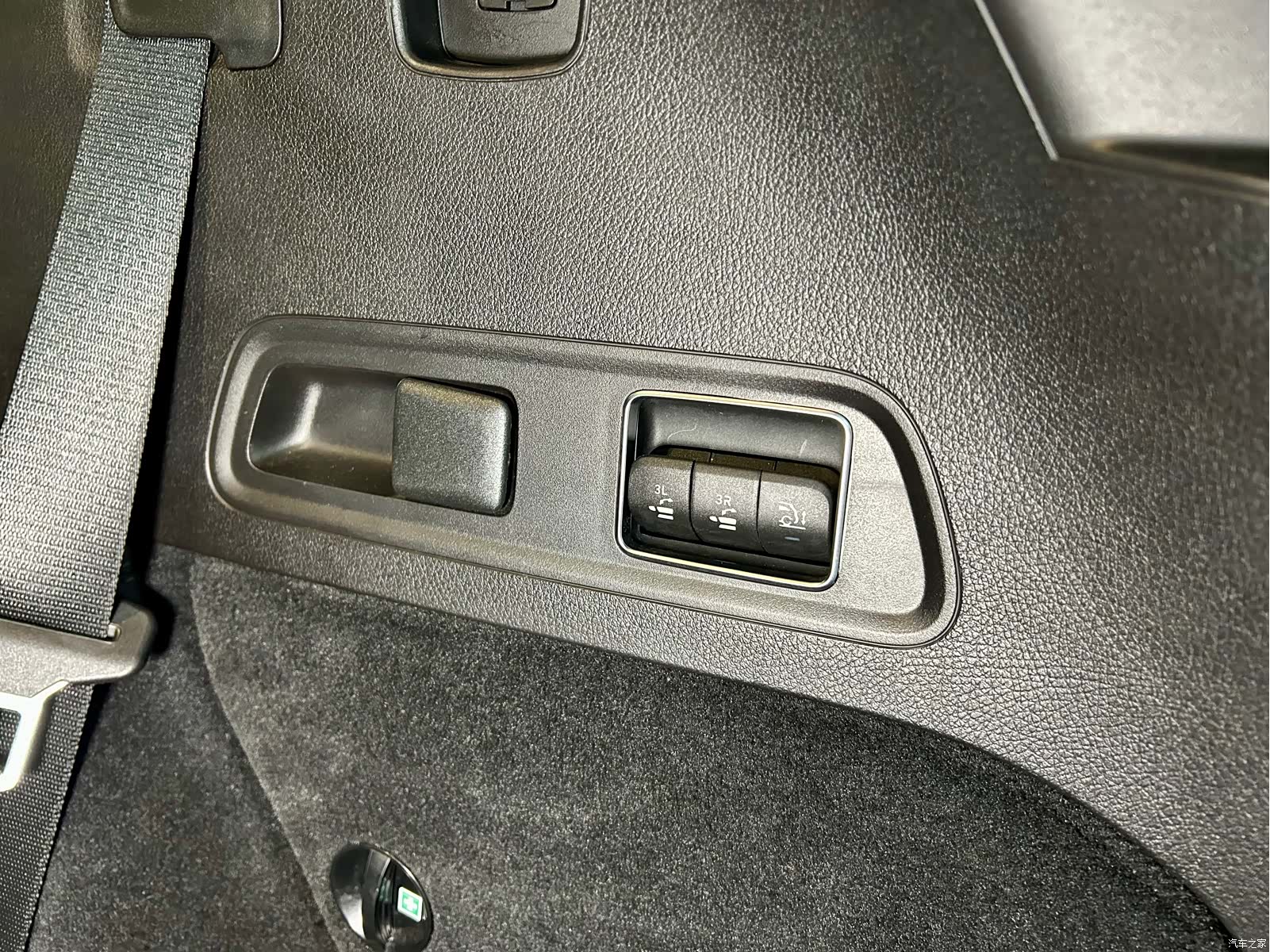 Mercedes-Benz GLS, 2023 35