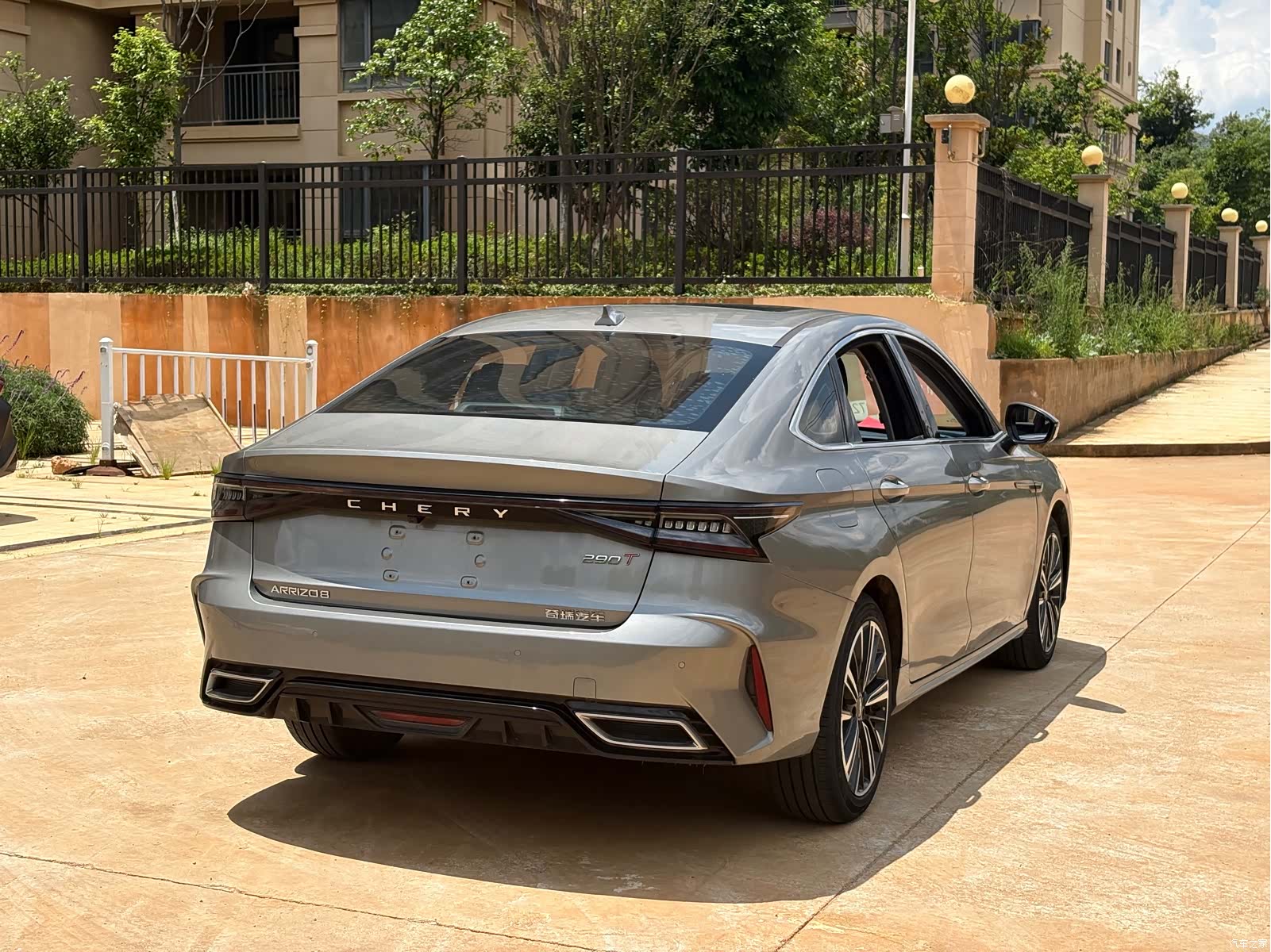 Chery Arrizo 8, 2023 9