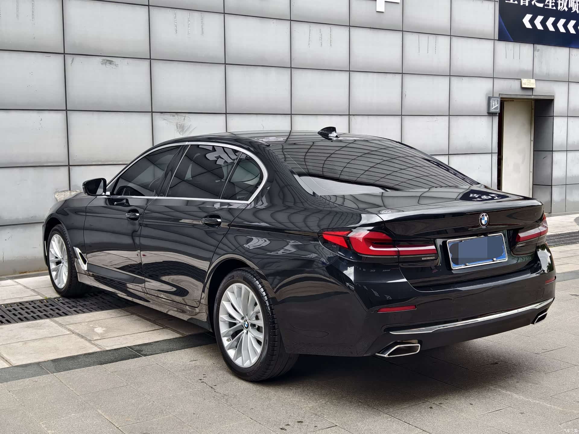 BMW 5 Series, 2022 8