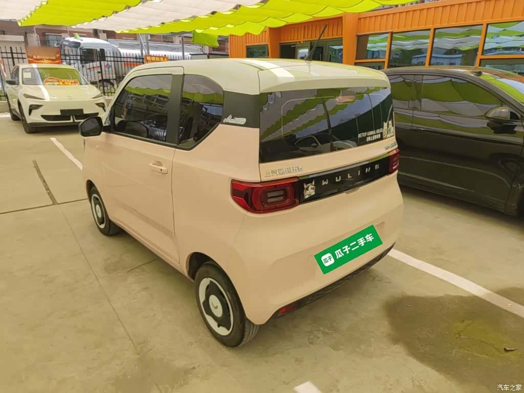 Wuling MINIEV, 2023 все фото