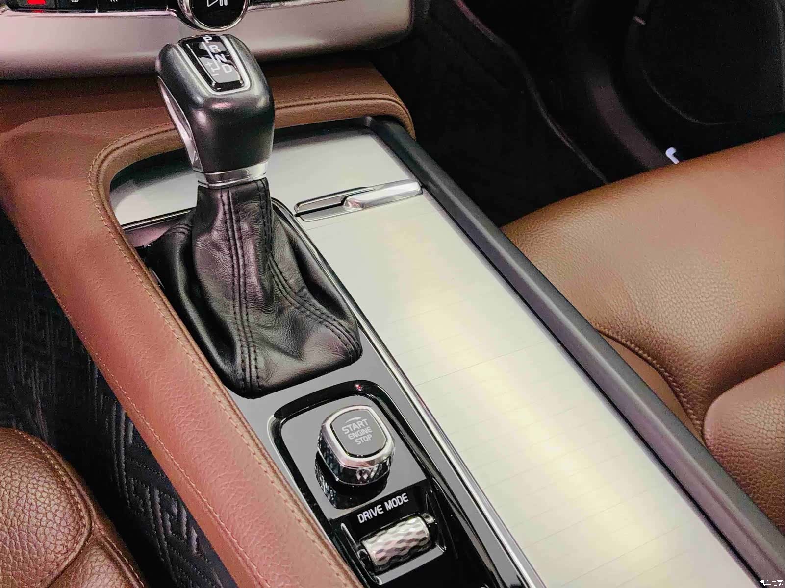 Volvo XC90, 2018 12