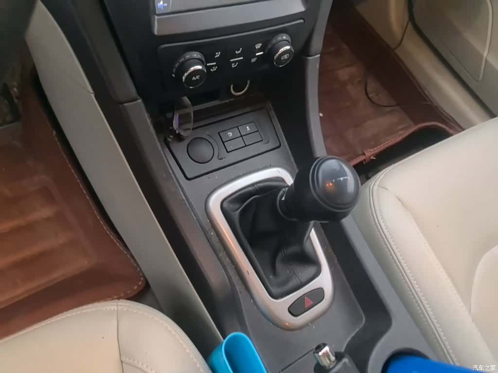 BAIC D50, 2014 14