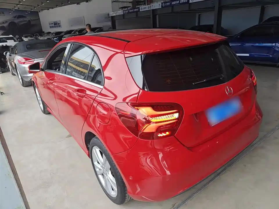 Mercedes-Benz Class A Mercedes-Benz Class A