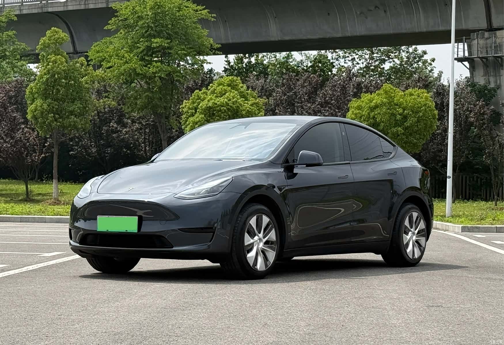 Tesla Model Y, 2022 1