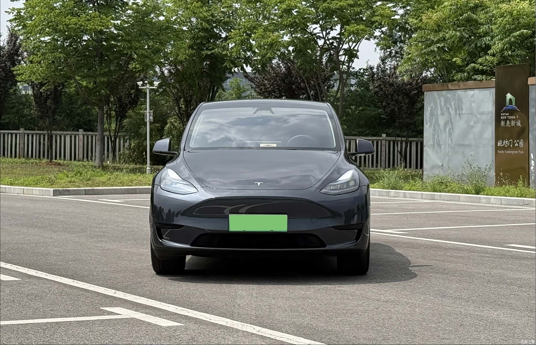 Tesla Model Y, 2022 2