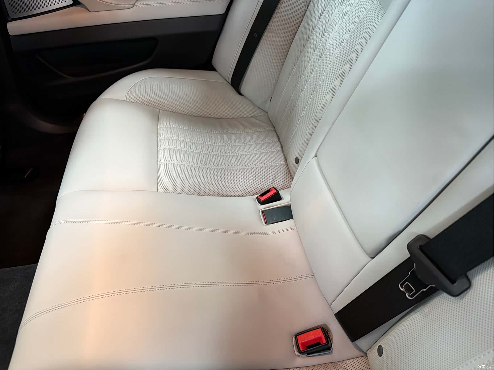 BMW M5, 2012 16