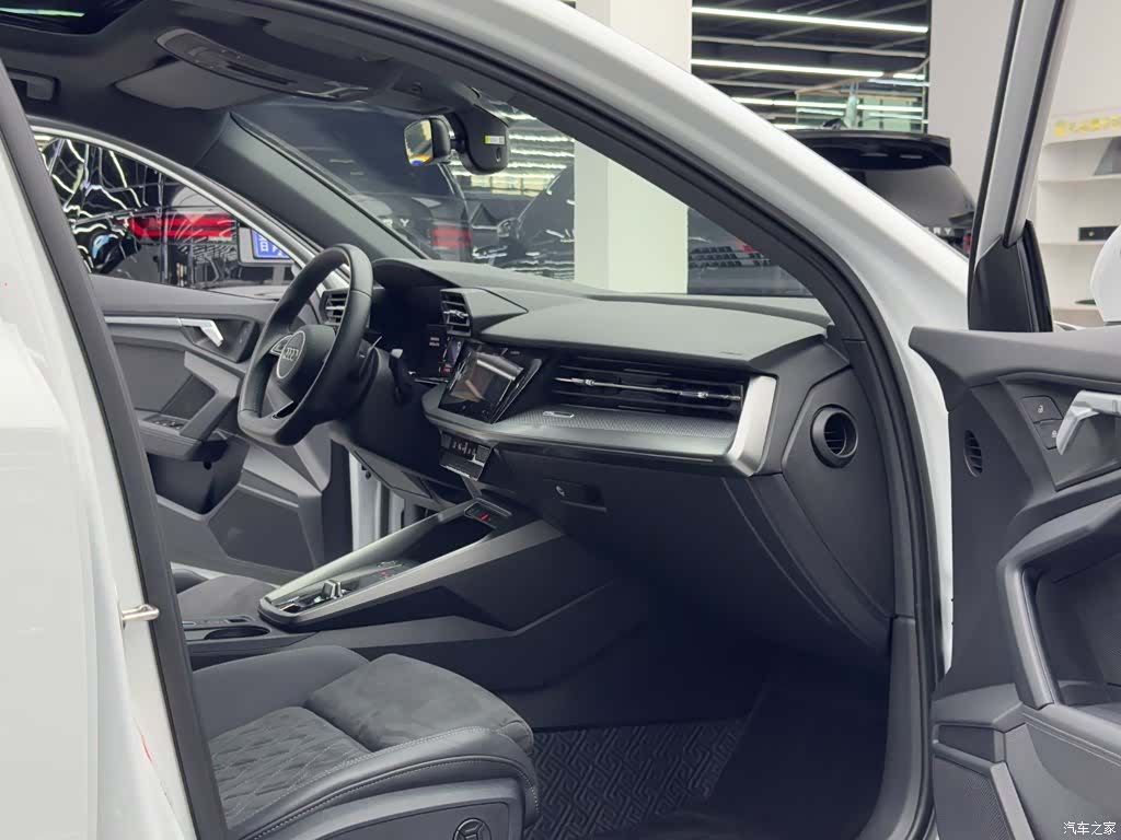 Audi A3, 2024 10
