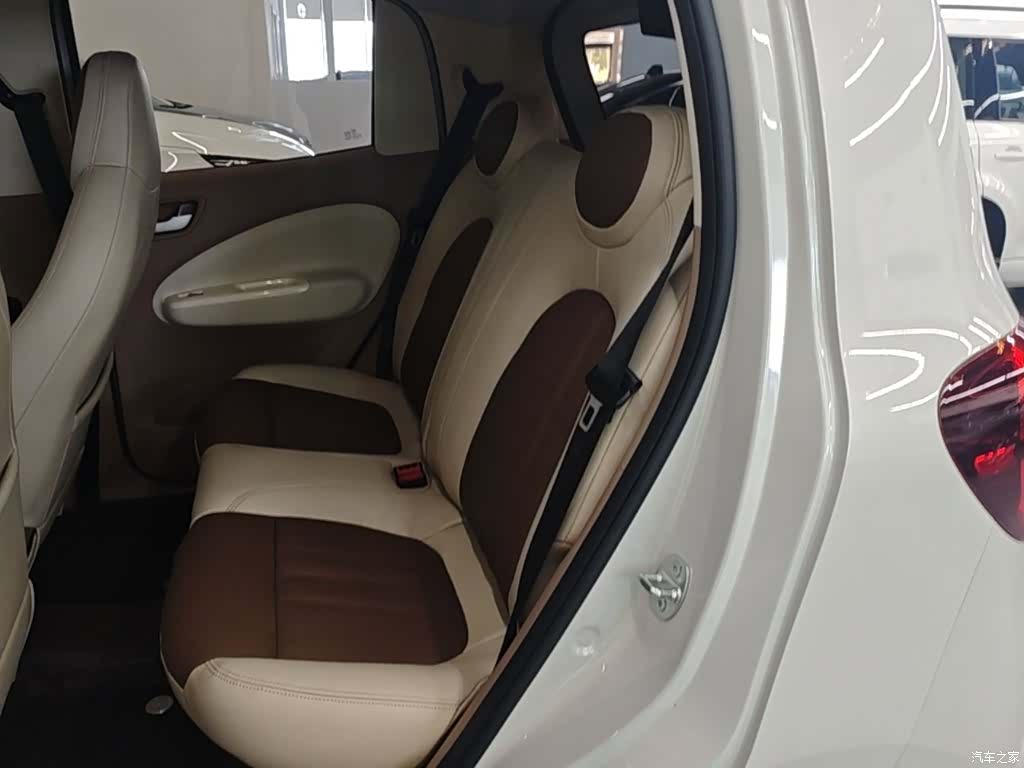 Wuling MINIEV, 2025 17