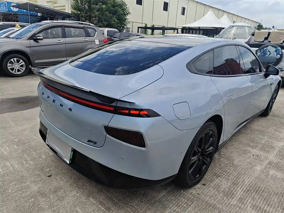 XPENG P7