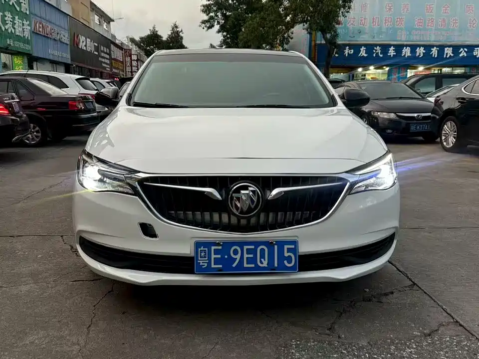 Buick Yinglang