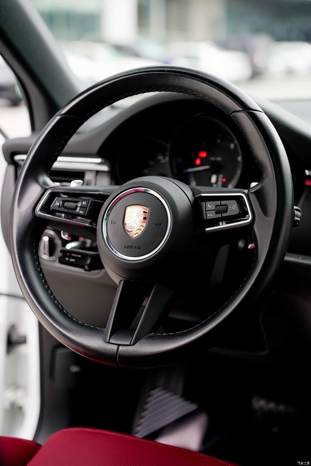 Porsche Macan, 2022 9
